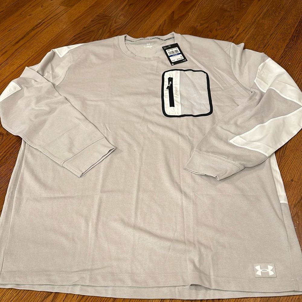 NWT Under Armour l/s shirt
